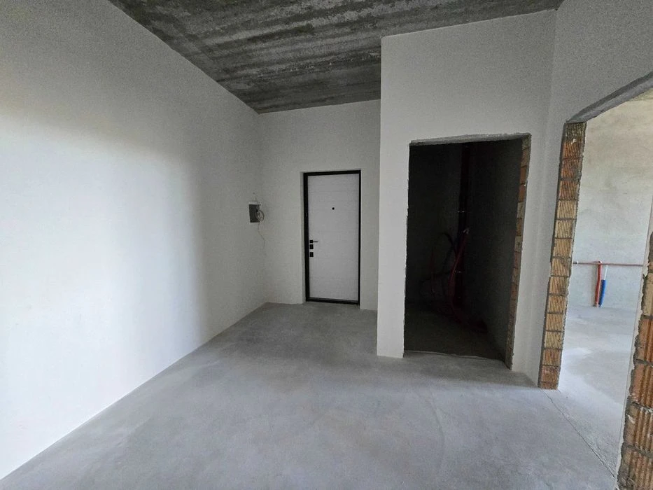 Продаж 3 кімнатна  квартира 109 м2 новобуд + паркінг + комор