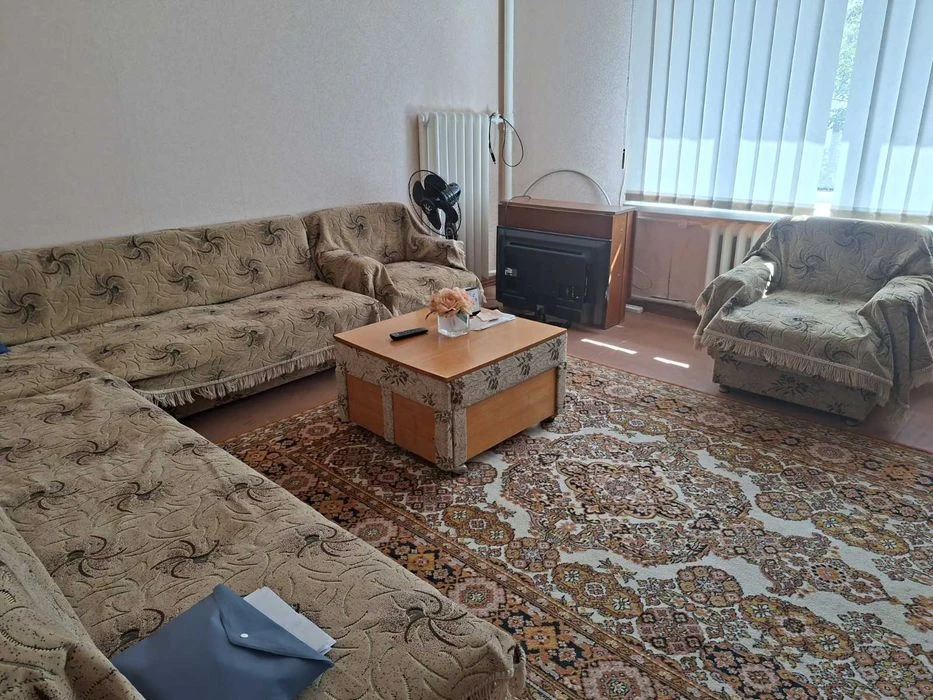 продаю 3 к Сухой фонтан