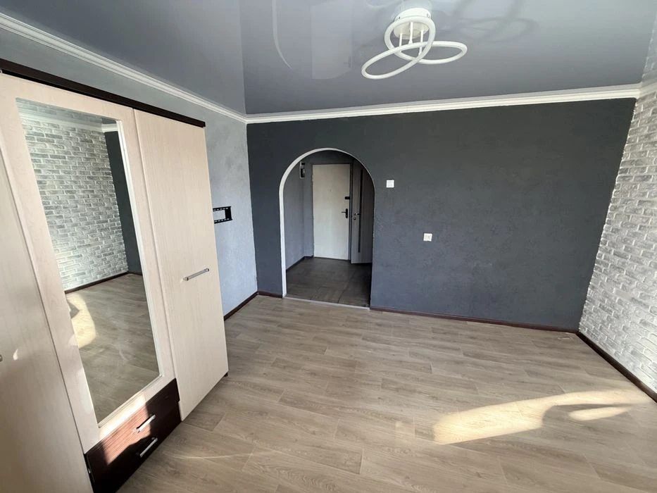 Продаж 1-к квартири 2/9 Космонавтіа зуп Автопарк