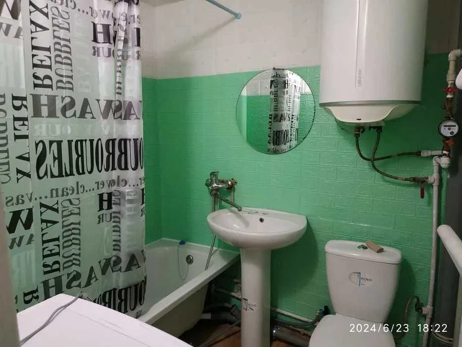 Продаж 1 кімнатна квартира 38 м² вул Озерна Заводський р-н Н
