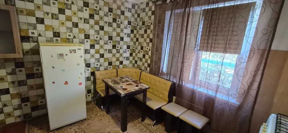 Продаж 1 кімнатна квартира 38 м² вул Озерна Заводський р-н Н