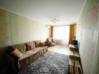 Продаю 3к.квартиру в Лісках, вул. Київська.ц6
