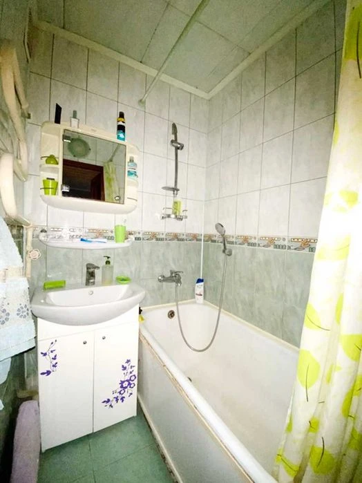 Продаю 3к.квартиру в Лісках, вул. Київська.ц6
