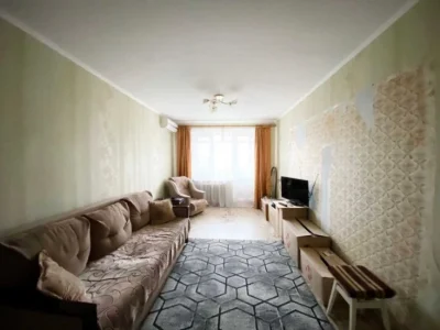 Продаю 3к.квартиру в Лісках, вул. Київська.ц6
