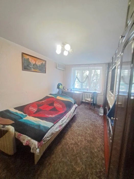 Продається 2кім.в гуртожитку   пр.Богоявленський( Кобера)
