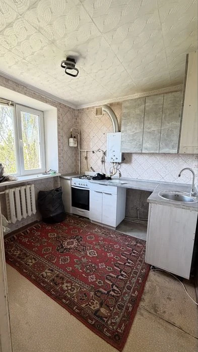 Квартира на ЮТЗ , будинок з новою кришею