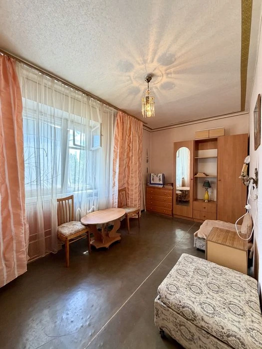 Продаю 3-кімнатну квартиру, Ліски, вул. Є. Логінова. Ц5