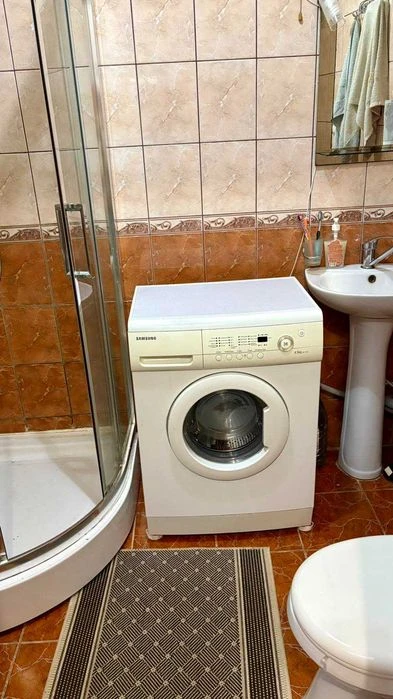 Продажа 2-х комнатной  квартиры (жилкоп) в центре.