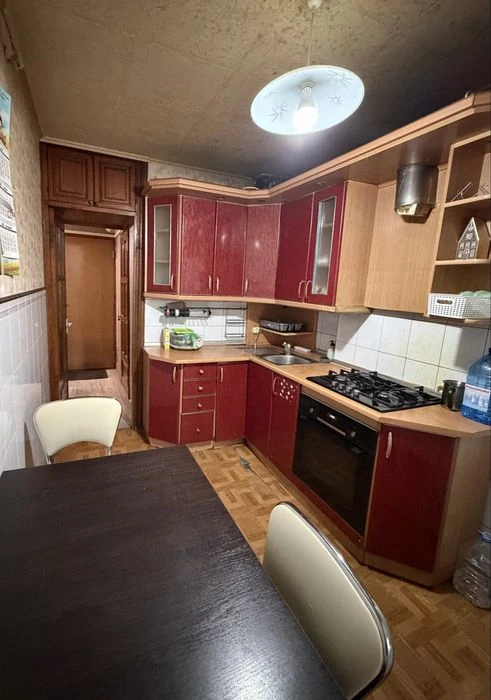 Гарна квартира між 3 та 6 слободською по пр. Центральному