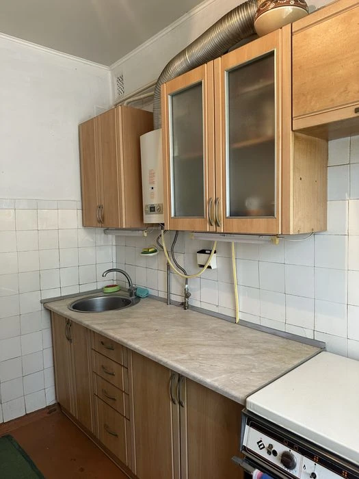 Продаю 2квартиру ,Інгульський рн,бомбосховище