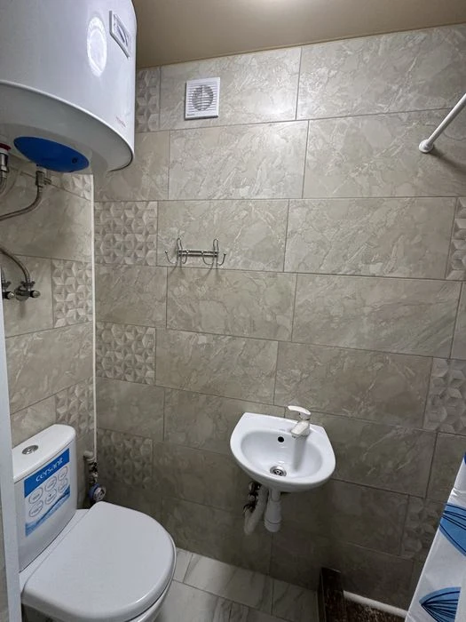 Продаж  гарноі 1-ки на землі 35м2 вул Кропивницького (Потьом