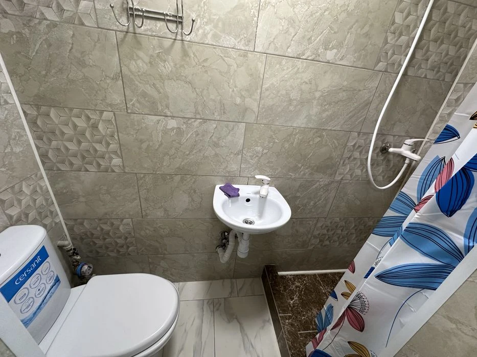 Продаж  гарноі 1-ки на землі 35м2 вул Кропивницького (Потьом