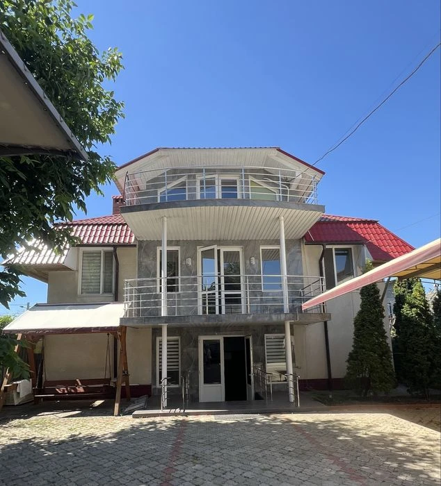 ‼️Two houses of 770 sq.m. m. with renovation for 9 hundred. sq. Tolbukhina