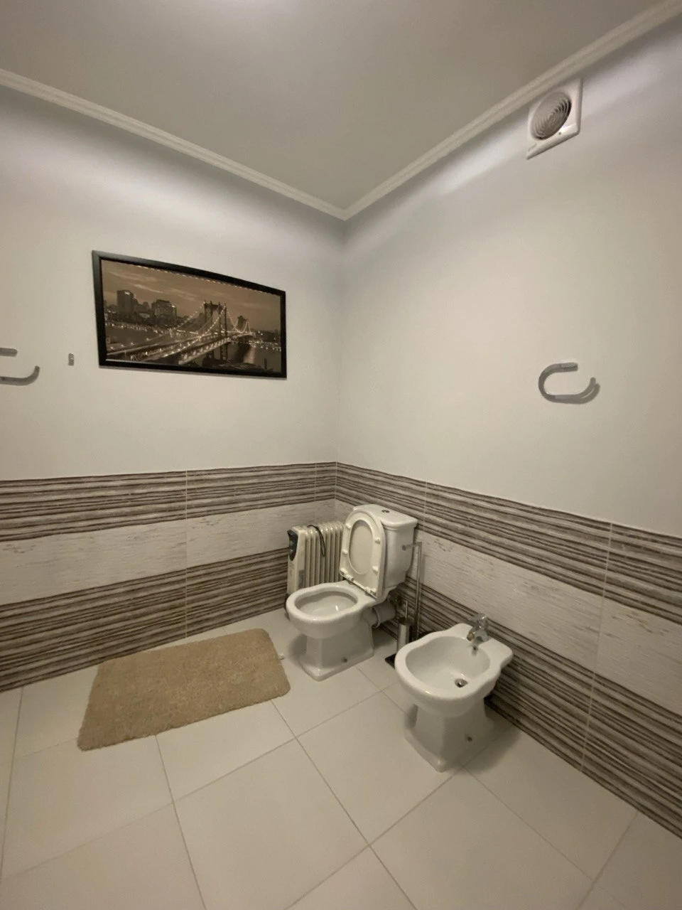 For sale: 3-room apartment, 140 m², Klovsky Spusk, 7A