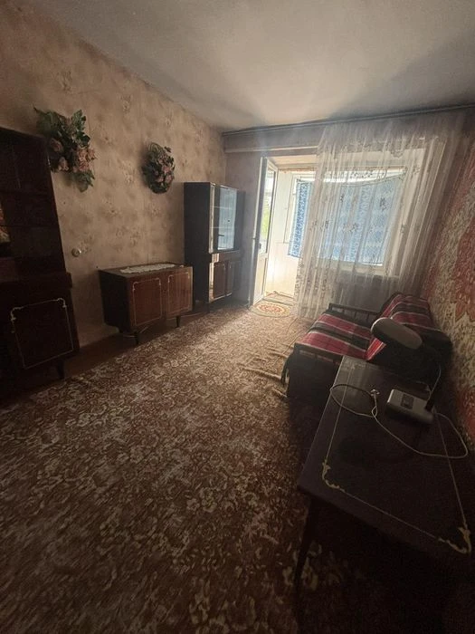 Продаю 1 кімнатну  квартиру