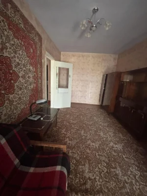 Продаю 1 кімнатну  квартиру