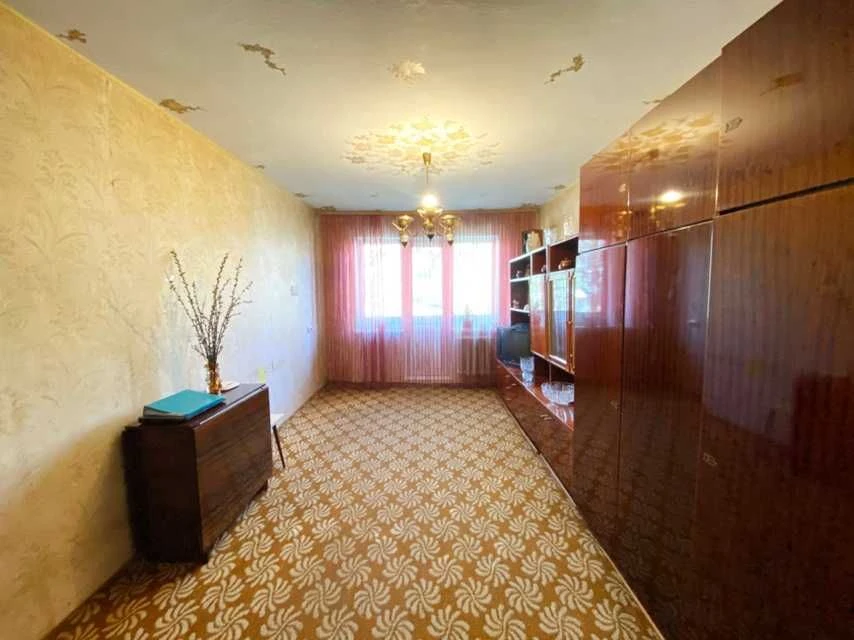 Продаю 3-кімнатну квартиру в районі ПТЗ, вул. Південна.ц6