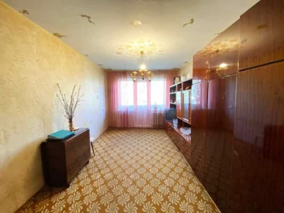 Продаю 3-кімнатну квартиру в районі ПТЗ, вул. Південна.ц6