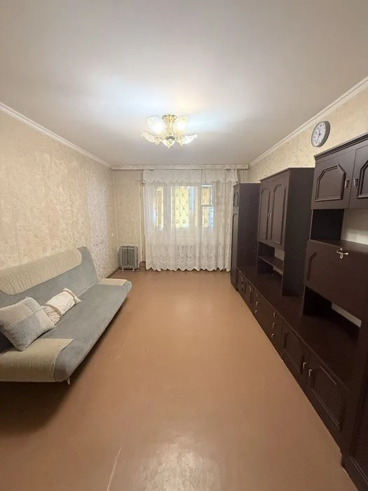 Продаж 3 кім квартири р-н Миру 70 м. Окремі кімнати. Сертифі