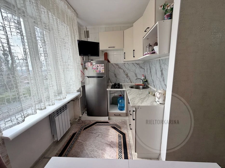 13 Лінія/Космос 1к квартира на продаж з ремонтом 7 поверх. Є