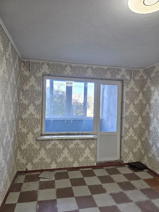продаж трьохкімнатної квартири проспект Центральний вул Шост