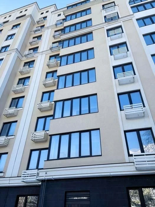 В Продажу 3 к к в Новобудові ЖК Гранд де Люкс , 104 кв м