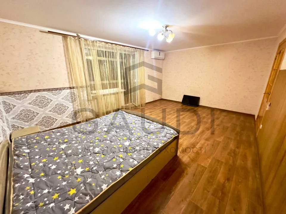 Квартира. Миколаїв, Гліба Бабіча вул. (8 Березня)