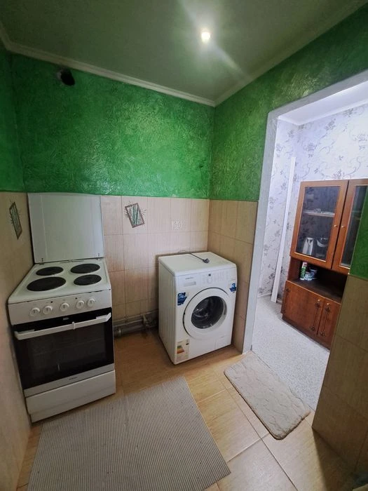Продается 1ком.кв  3 Слободская  - пр Центральный