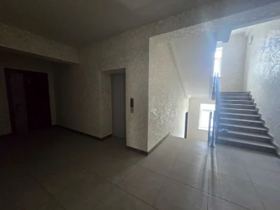 Продаж 1 кімнатна квартира 50 м2 новобуд вул. Садова Централ