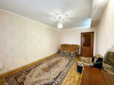Продаю простору 1к.квартиру на Намиві з видом на річку.ц6