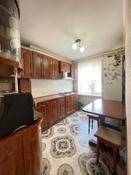 Продаж 2 квартири  3я Слобідьска , в одному з найкращих райо