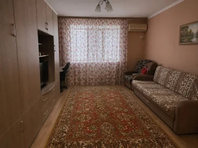 Продаж двух кімнатної квартири