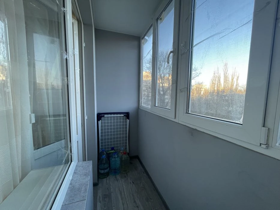 Продаж 1 кв. пл.Перемоги меблі  и техніка !