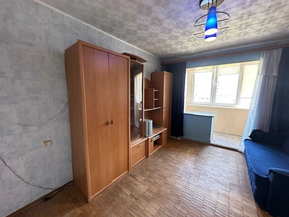 For sale 1-room apartment on Dobrokhotova Street 3, Zhytomyr metro station