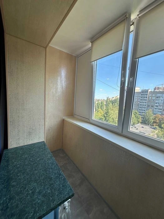 For sale 1-room apartment on Dobrokhotova Street 3, Zhytomyr metro station