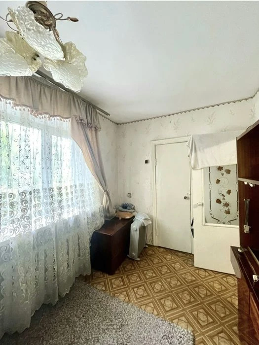 Продаж 2кім.квартири. П-т Центральний!