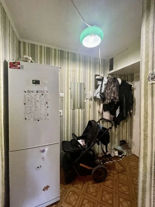 Продаж 2кім.квартири. П-т Центральний!
