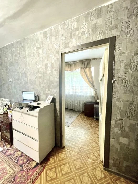 Продаж 2кім.квартири. П-т Центральний!