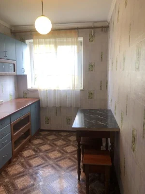 Продаю 3 х к квартиру пл. Победы