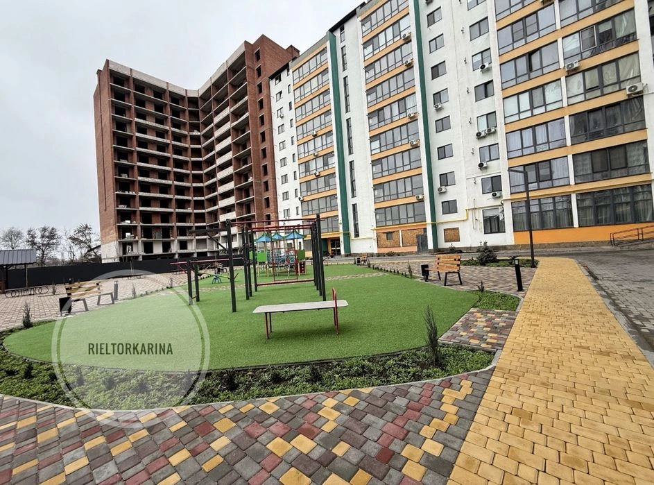 ЖК Мрія/9 Слобідська 1к квартира 50м2 з плиткою на всю кварт
