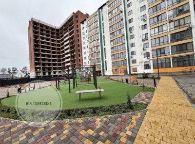 ЖК Мрія/9 Слобідська 1к квартира 50м2 з плиткою на всю кварт
