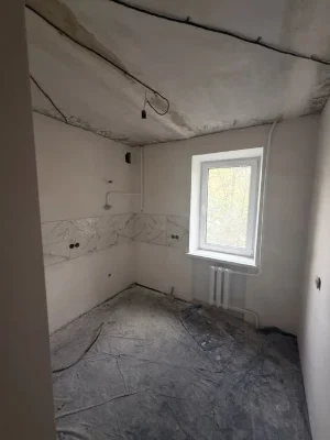 Однокімнатна квартира, вулиця Коротка