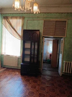 продам 2 кімнатну квартиру  Погранічна -Корабелів, 1 поверх,