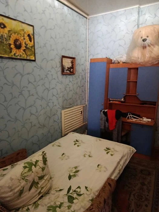 продам 2 кімнатну квартиру  Погранічна -Корабелів, 1 поверх,