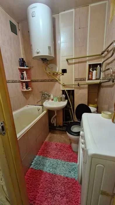 Продам чудову двокімнатну квартиру в Корабельному районі (Об