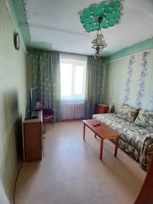 Продам 2 кімнатну квартиру зуп. Гвардійська ( Соляні)