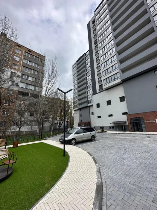 Продается 2-к квартира в ЖК Центральный
