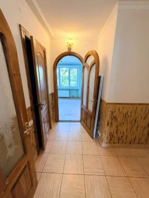 3к.кв.,вул.3 Слобідська та про.Центральний-60000$