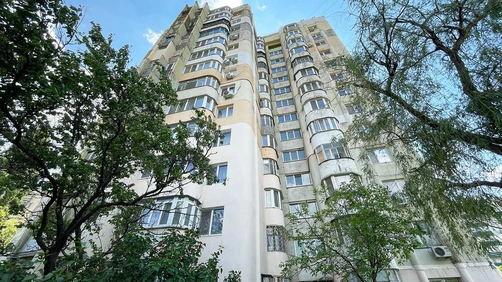Продажа квартиры на Северном. Вид из окон как в раю!