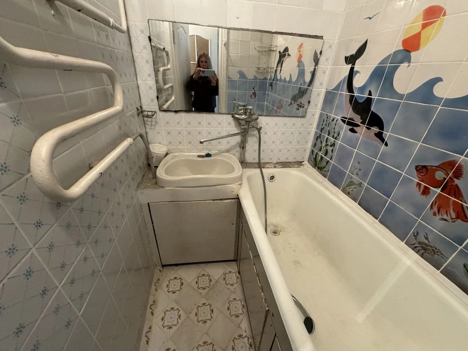 Продаж двокімнатної квартири на ЮТЗ, пров. Полярний, Сертифі
